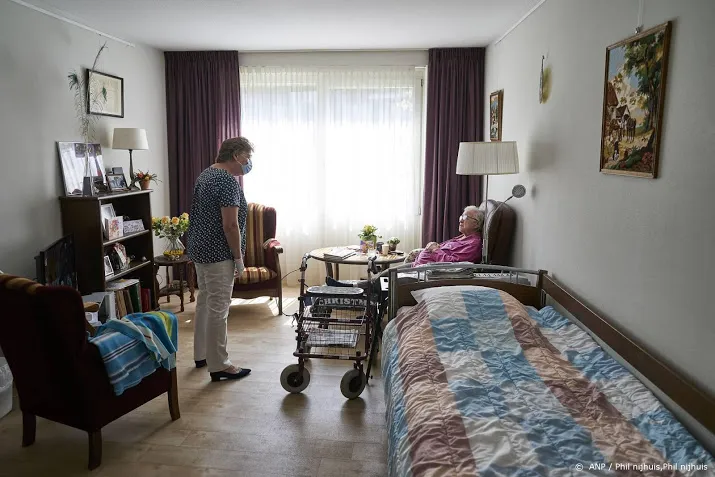 ook in verpleeghuizen begint aantal coronagevallen toe te nemen