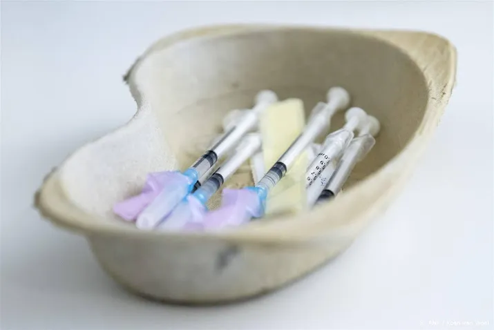 ook onderwijspersoneel wil coronavaccin aangeboden krijgen