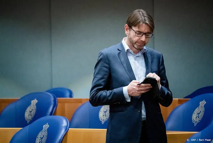 ook van weyenberg d66 verlaat kamer