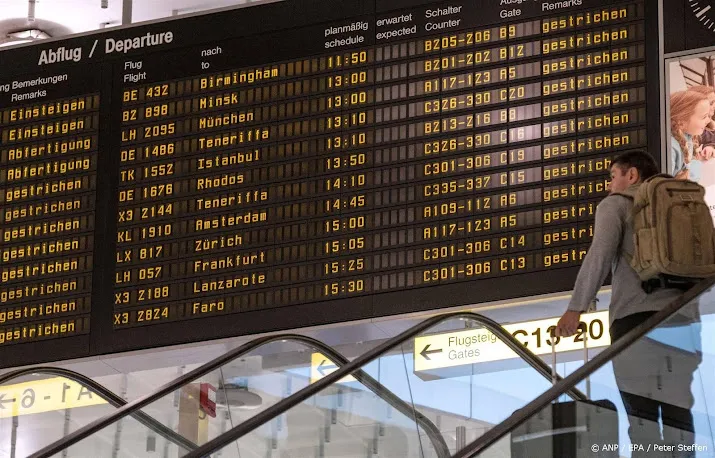 ook vluchten op luchthaven hannover geschrapt om staking