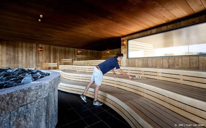 ook zwembaden en saunas tijdelijk dicht