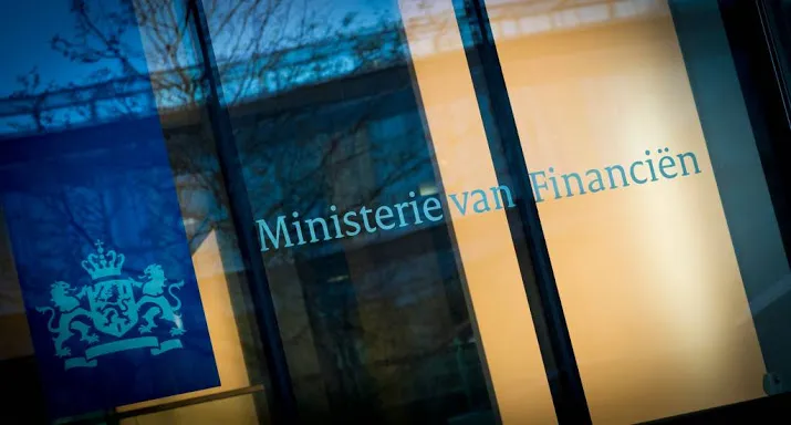 opbrengst vliegtaks gaat naar schatkist