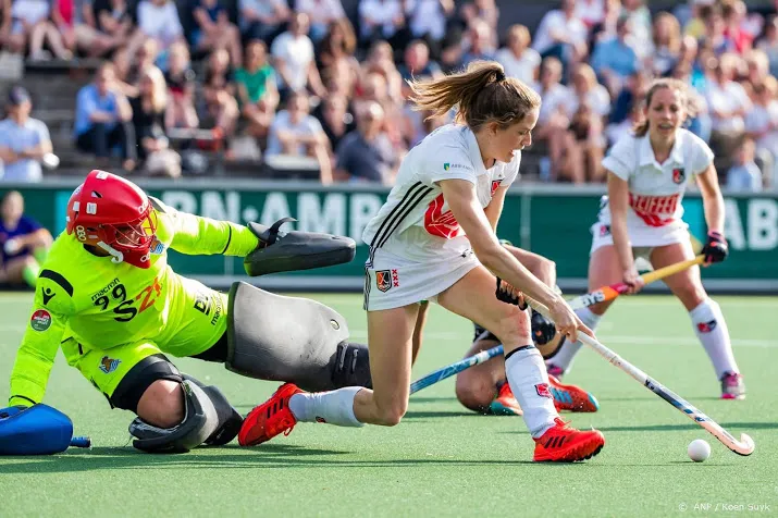 openingsduel hockeysters amsterdam uitgesteld na besmettingen