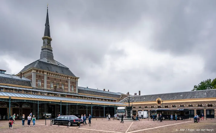 openstelling noordeinde en stallen afgelast