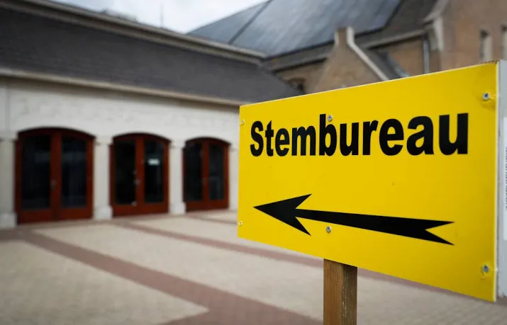 opkomst niet veel hoger door meer stembureaus