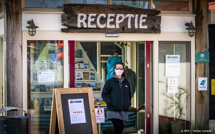 opleving van corona in goes minder bezoekers in verpleeghuizen