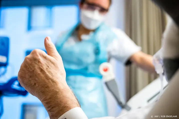 opnieuw daling aantal coronapatienten in ziekenhuizen
