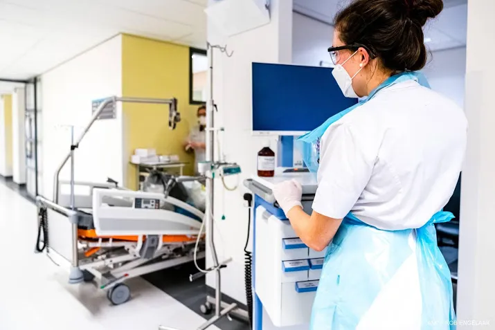 opnieuw meer coronapatienten opgenomen in ziekenhuizen