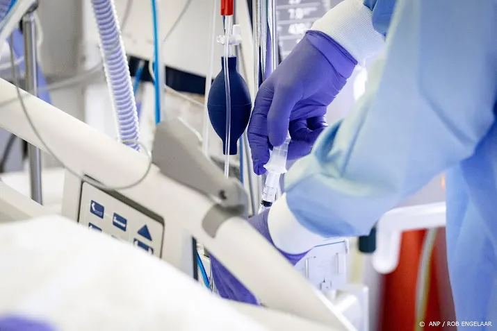 opnieuw meer patienten met corona in ziekenhuizen