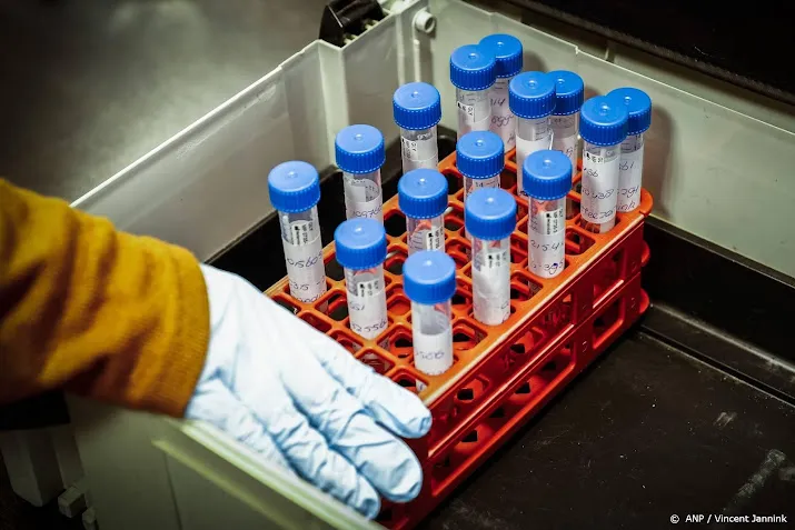 opnieuw recordaantal mensen in nederland besmet met coronavirus