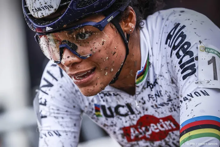 opnieuw zege veldrijdster alvarado in superprestige