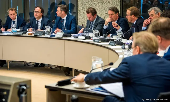 oppositie hekelt aanpak pensioenen
