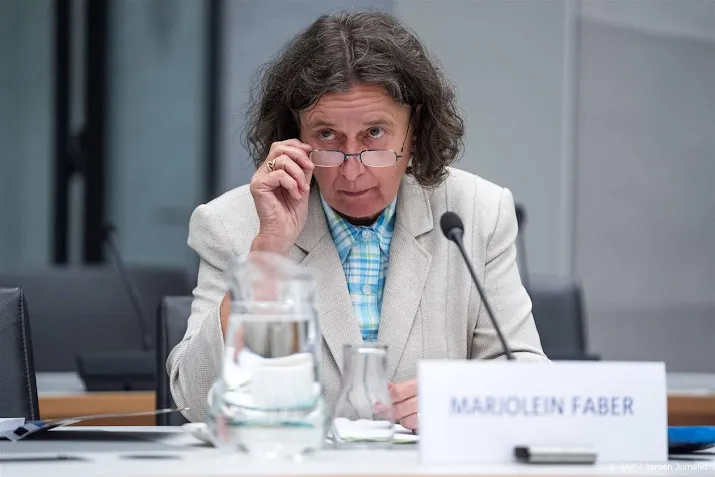 oppositie niet overtuigd dat faber afstand neemt van omvolking