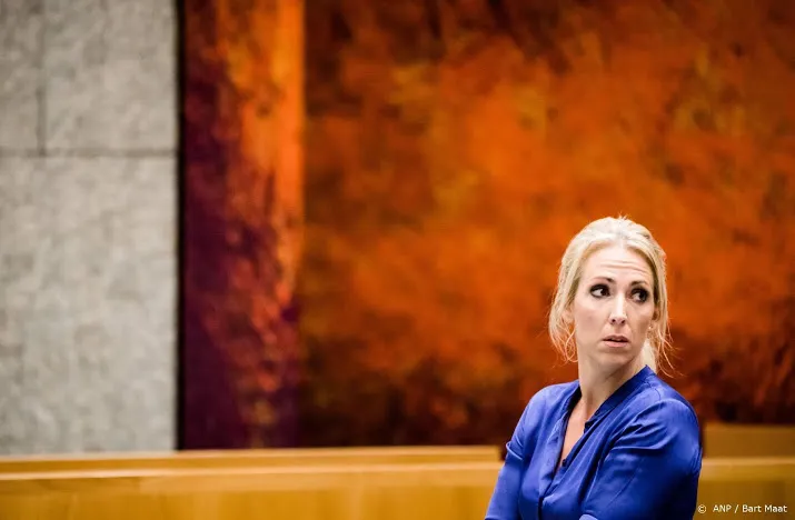 oppositie schuif dragen mondkapjes niet af op ondernemers