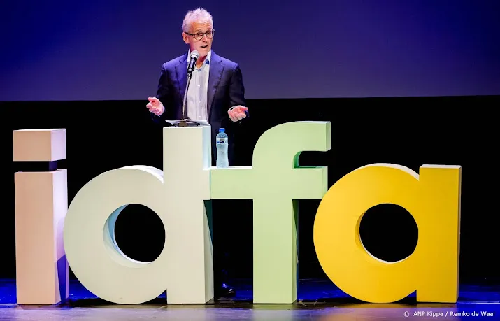 oprichter sauer wil redactie moscow times naar nederland hebben