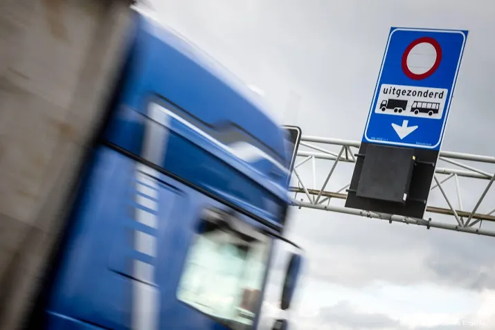 oproep houd wcs open voor vrachtwagenchauffeurs