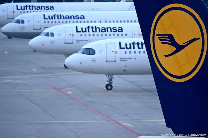 oproep tot staking cabinepersoneel lufthansa dinsdag en woensdag
