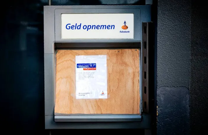 opsporingsdiensten pakken bende plofkrakers