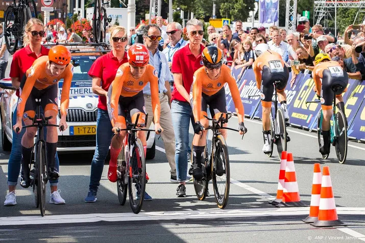 oranje meteen succesvol op wk wielrennen