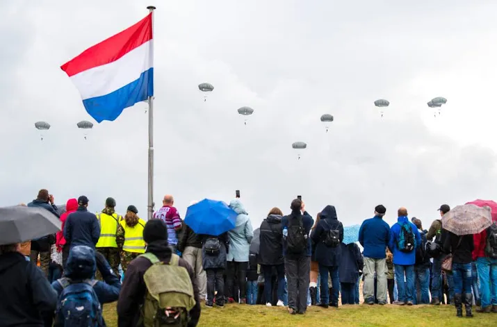 organisatie herdenkingen vreest wind en regen