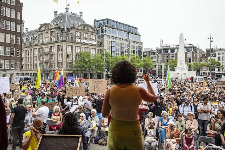 organisatie klimaatdemonstratie bespreekt opmerkingen over gaza