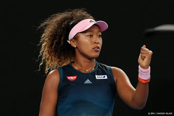 osaka soepel naar derde ronde