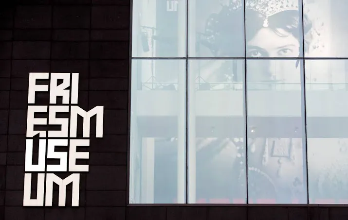 oscar van museumwereld voor fries museum