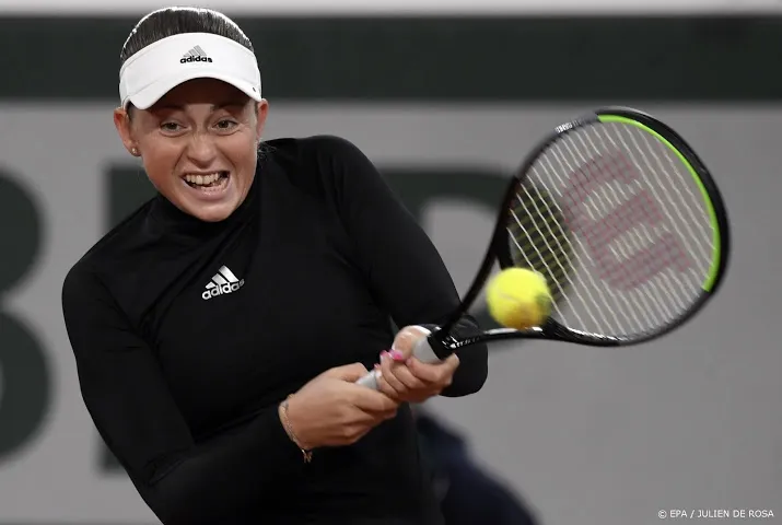 ostapenko schakelt pliskova uit op roland garros