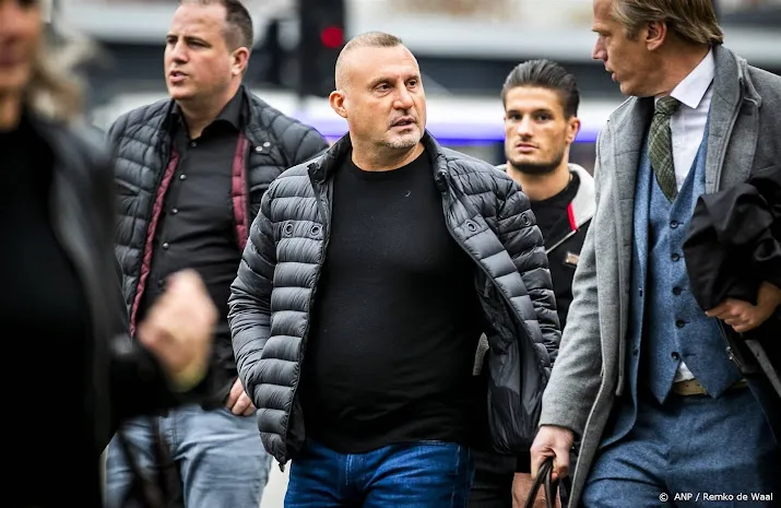 otto 25 000 euro beloning info opdrachtgever laffe aanslag