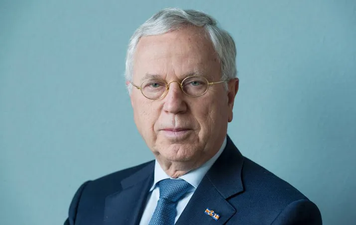 oud ing baas hommen adviseur bij blackrock