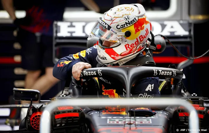 oud kampioen hill ziet verstappen geen onbezonnen acties maken