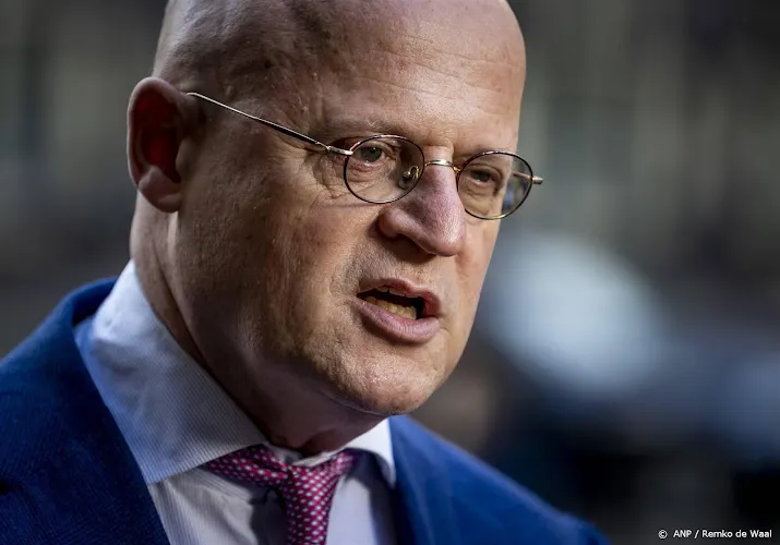 oud minister grapperhaus wordt hoogleraar in rotterdam