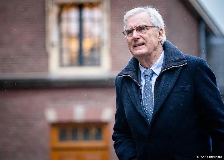 oud minister knapen terug in eerste kamer voor cda