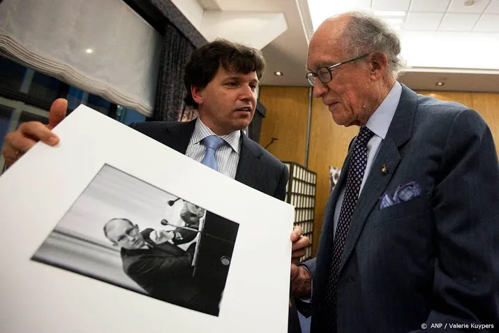 oud minister van financien witteveen overleden