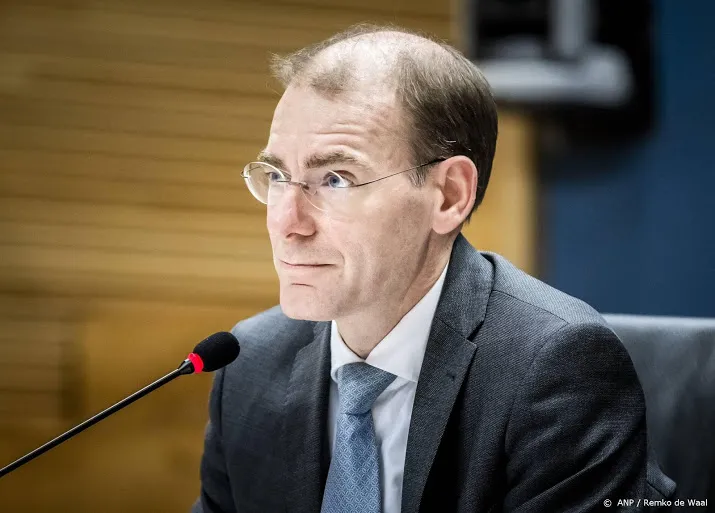 oud staatssecretaris snel gaat in olie en gasbranche aan de slag