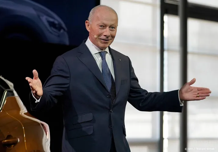 oud topman renault nu aan het roer bij jaguar land rover