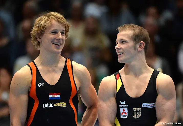 oud turner hambuchen petje af voor vriend epke