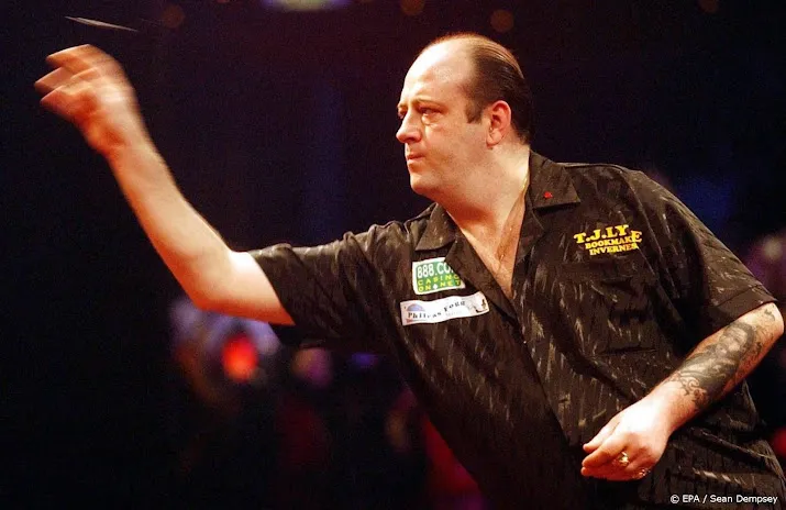 oud wereldkampioen darts hankey cel in voor aanranding