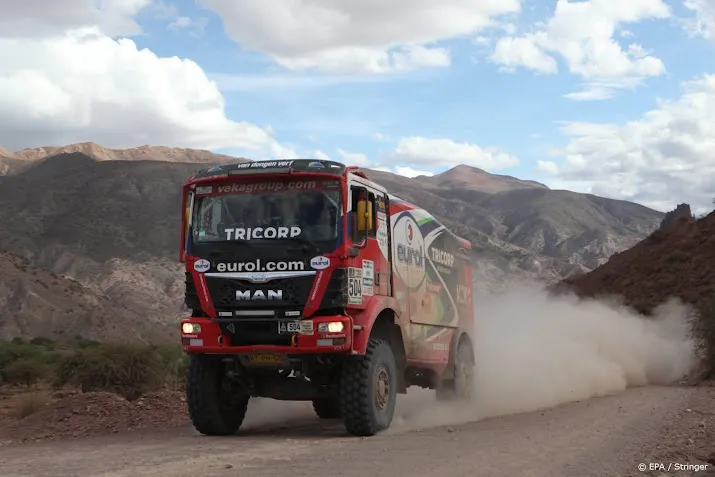 oud winnaar stacey moet terugkeer in dakar rally afzeggen