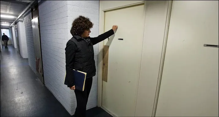 overheid stuurt nog maar een deurwaarder