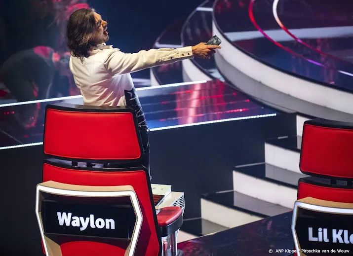 overige voice coaches volgen anouk voorlopig niet