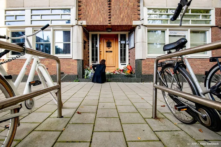 overleg ministers na moord op advocaat