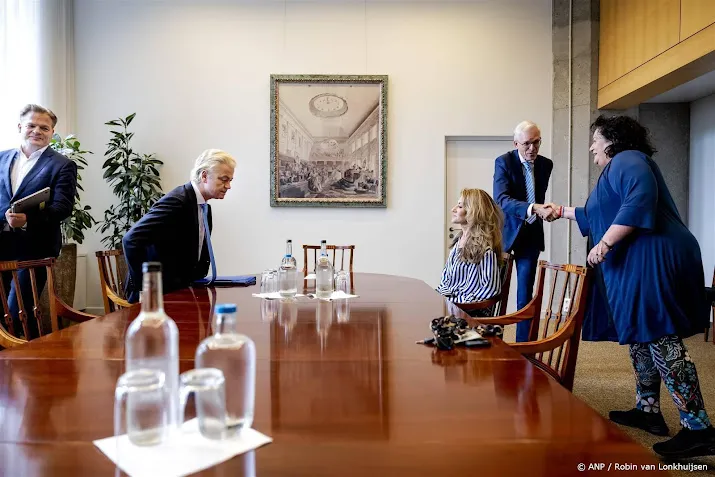 overleg partijen over premierschap eindigt in stilzwijgen