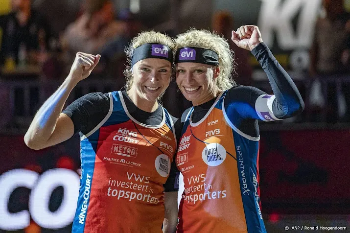 overtuigende start beachvolleybalsters oranje op ek