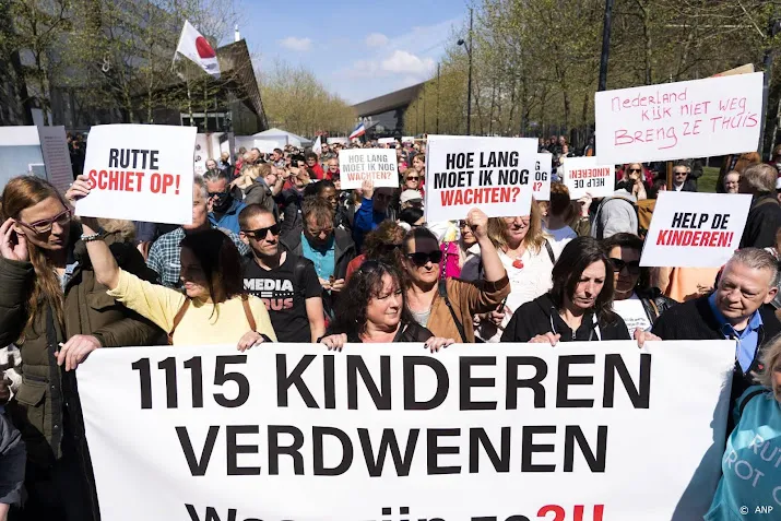 paar honderd mensen bij manifestatie gedupeerden toeslagaffaire