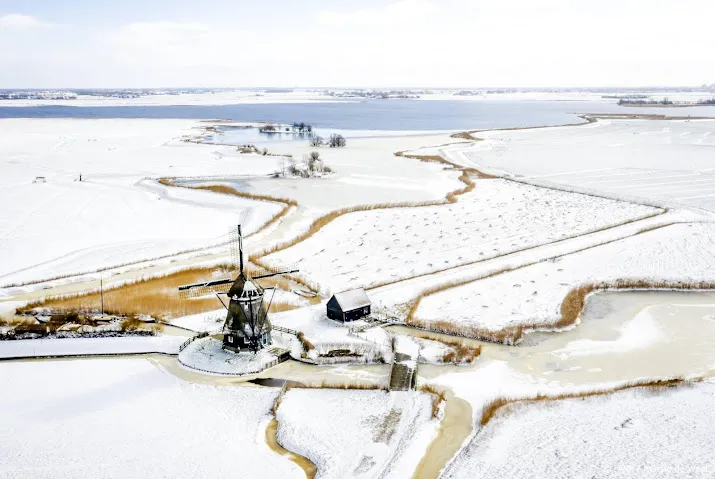 pak sneeuw op komst