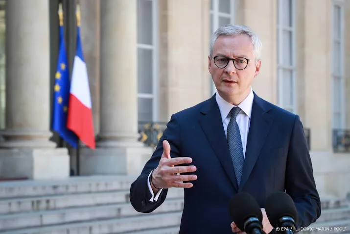 parijs staat garant voor steun aan air france klm