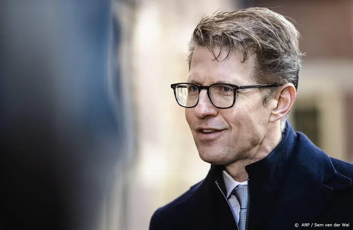 partijen eisen reactie dekker op situatie jeugdgevangenissen