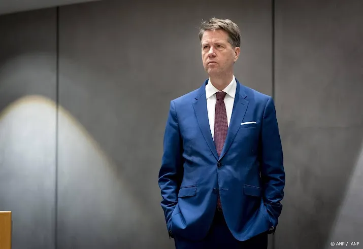 partijen kritisch op voordracht pvver bosma als kamervoorzitter