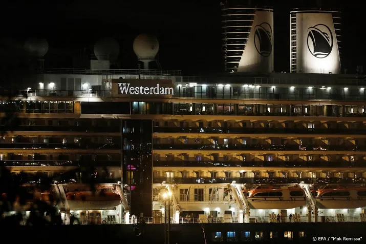 passagiers van het cruiseschip westerdam mogen van boord